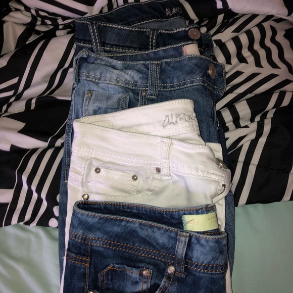 Almost Famous Denim - Almost famous jean bundle**